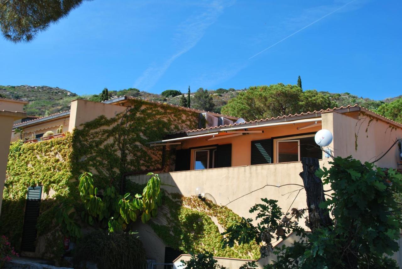 Grotta Azzurra Apartment - Cavoli - Terrazza Vista Mare, Clima E Parcheggio San Piero in Campo  외부 사진