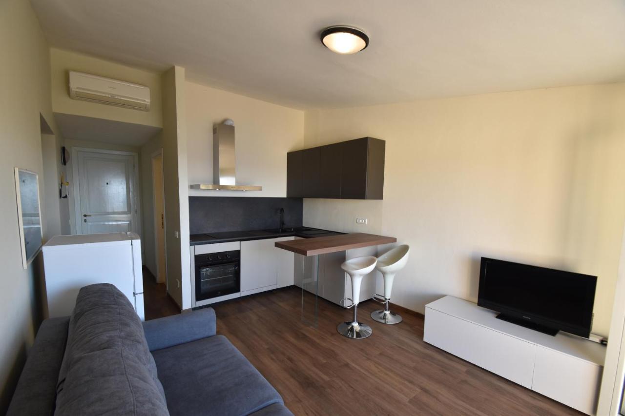 Grotta Azzurra Apartment - Cavoli - Terrazza Vista Mare, Clima E Parcheggio San Piero in Campo  외부 사진