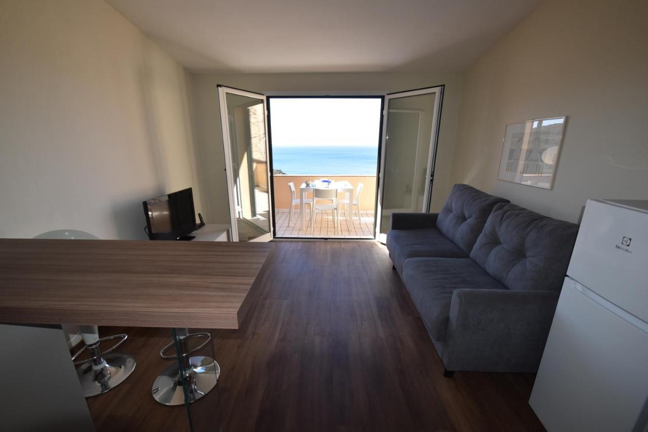 Grotta Azzurra Apartment - Cavoli - Terrazza Vista Mare, Clima E Parcheggio San Piero in Campo  외부 사진
